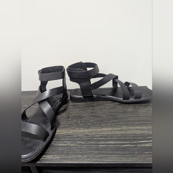 Franco Sarto Black Strappy Sandals - Picture 3 of 4